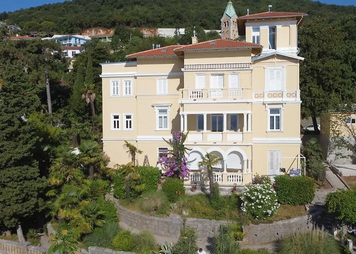 Opulence Luxury Spa Suite - Private Access To Beach In Opatija